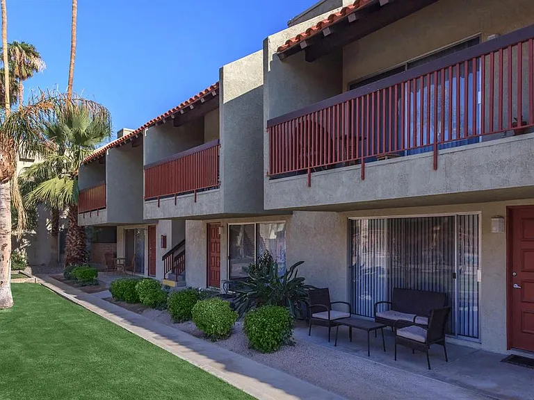 Sage Courtyard Apartments — Photo 43