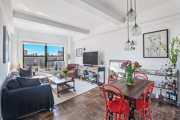 Sold by Isen & Company : Real Estate Advisors | media 1