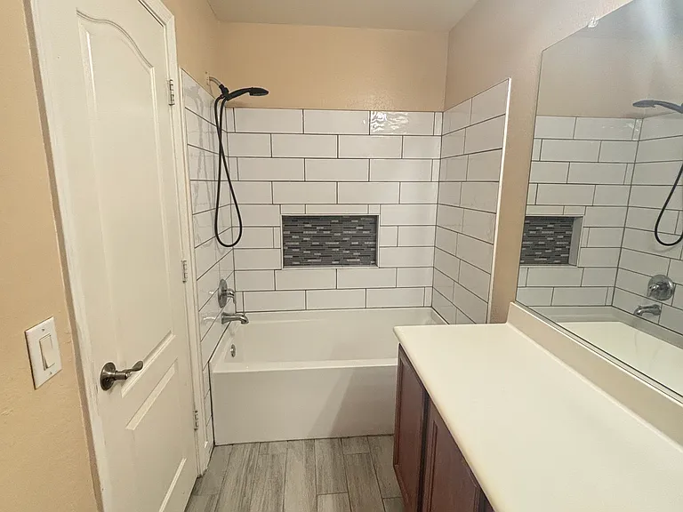 2815 S Cole Dr — Photo 7