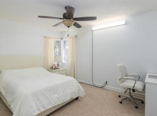18948 Lassen St, Northridge, CA 91324