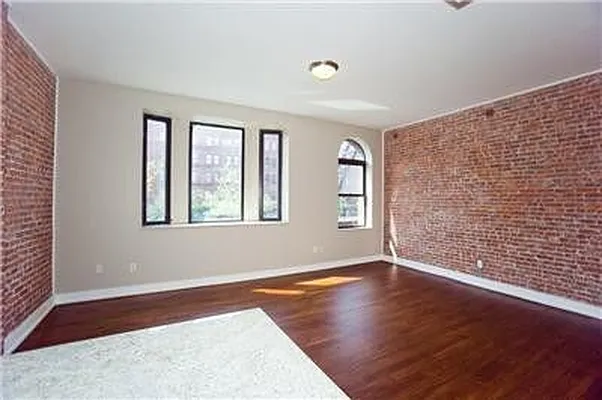 Rented by Keller Williams NYC | media 19