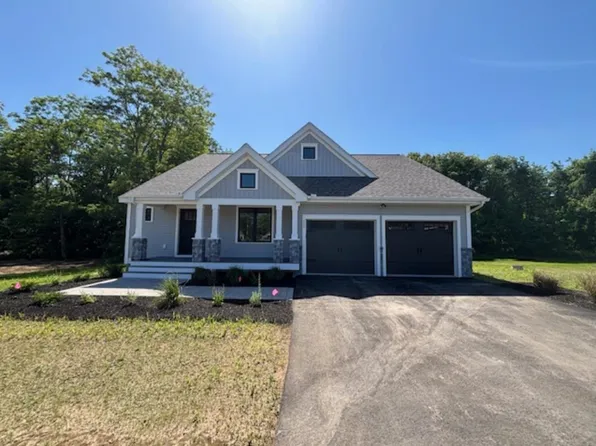 11 Taylor Circle #7, Brentwood, NH 03833