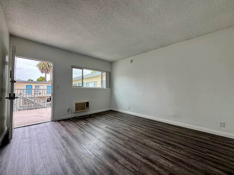 All photos are actual photographs of a comparable unit with a similar floor plan and finish style, shown for reference only.