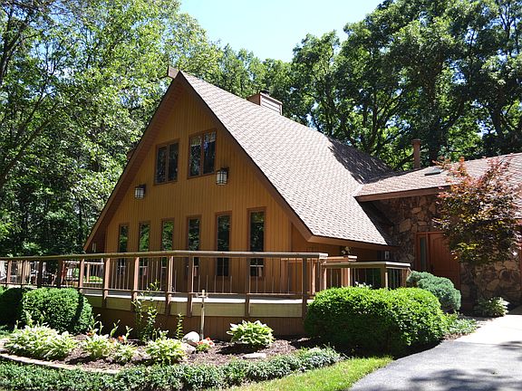 2nd image of 36257 Irish Ln