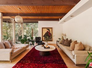 3493 Valley Meadow Rd, Sherman Oaks, CA 91403