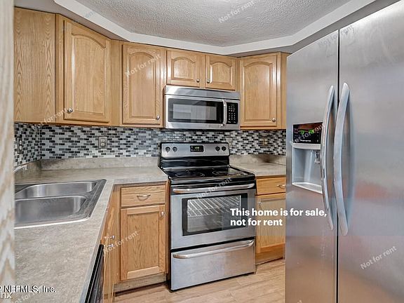 4th image of 3038 Lorman Dr