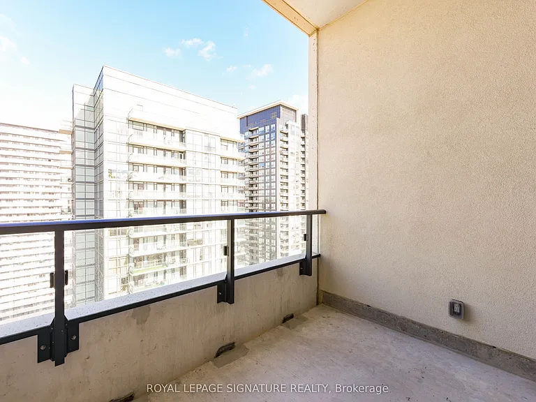 4055 Parkside Village Dr #Penthouse 3 — Photo 35