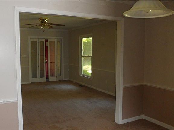 5th image of 115 Indian Cir