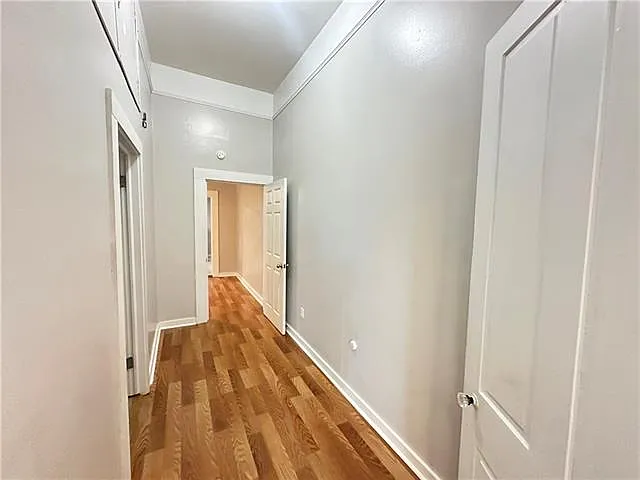 453 Avenue A — Photo 5