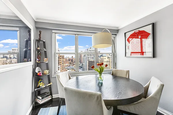 Sold by Compass | media 3