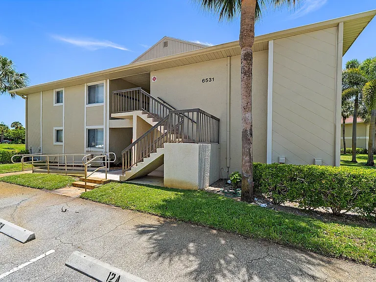 6531 Chasewood Dr #H — Photo 4
