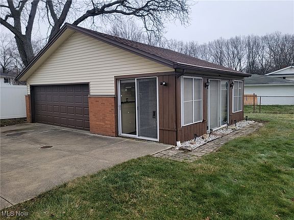 4th image of 6213 Siegler Dr