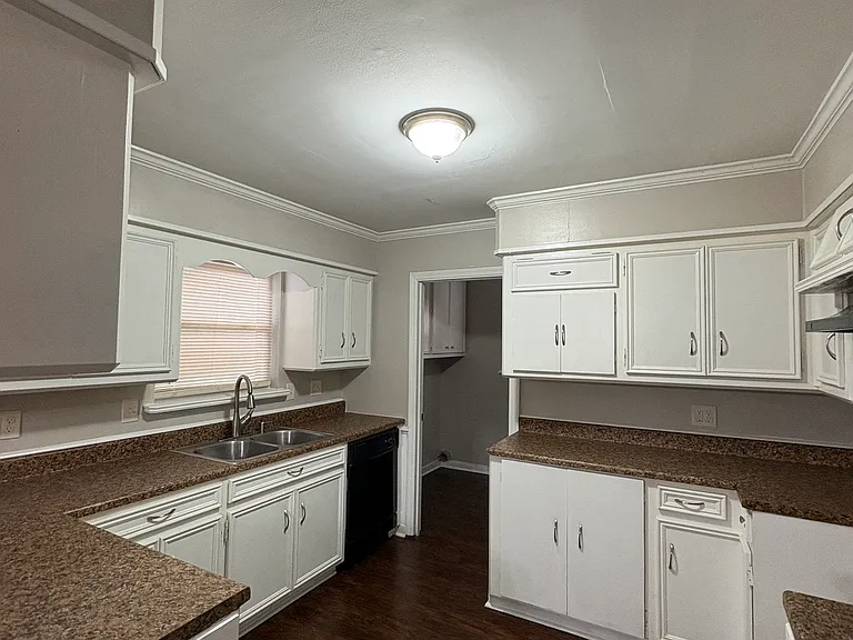 6609 Bluebird Dr — Photo 10