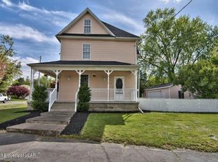 414 Spring St, Moosic, PA 18507