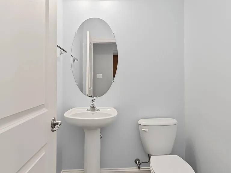 643 Pullman Pl — Photo 13