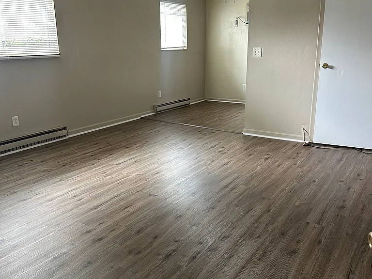5476 Southgate Blvd — Photo 16