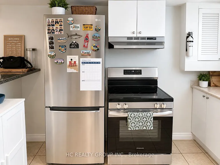 9 Kencliff Cres #LOWER LEVEL — Photo 4