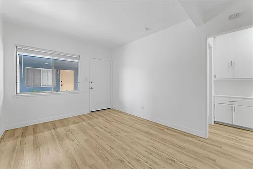 12244 Grevillea Ave Photo 1