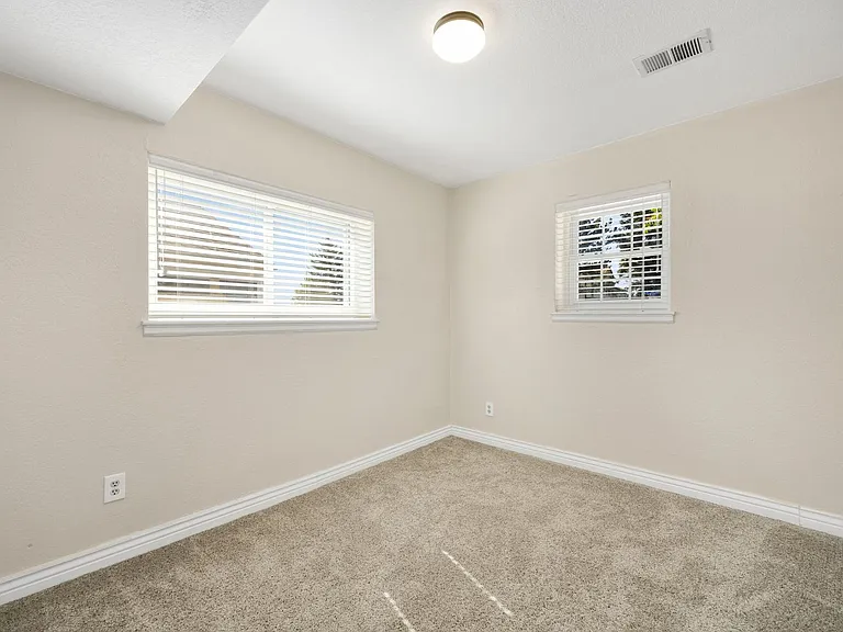 21205 E Ida Ave — Photo 8