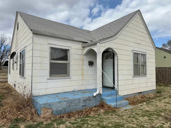 1009 14th St, Woodward, OK 73801