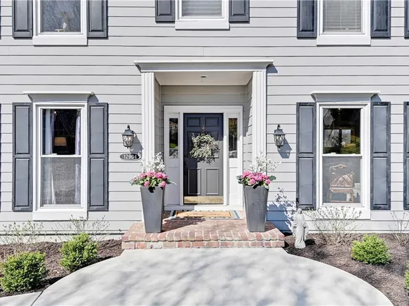 12904 Woodson St, Overland Park, KS 66209