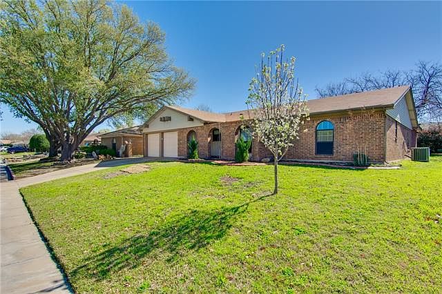 1st image of 6409 Arthur Dr