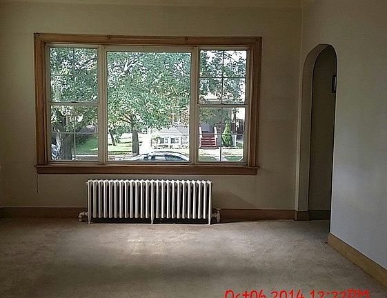 4th image of 2243 N 75th Ave