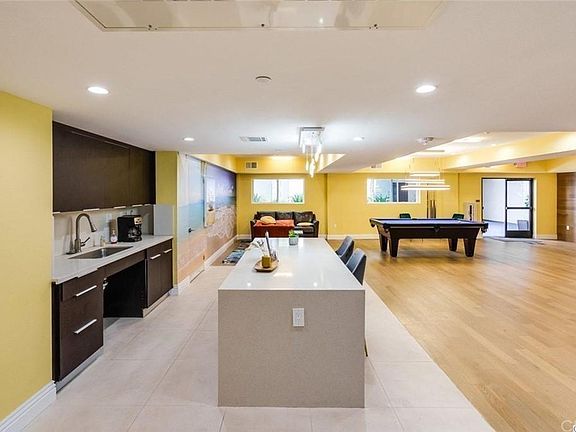 3rd image of 2939 Leeward Ave #603