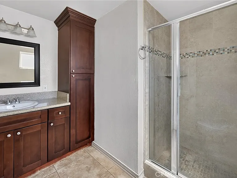 8720 Villa Dr — Photo 18