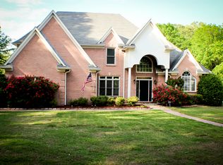 11208 Whispering Pines Dr, Olive Branch, MS 38654