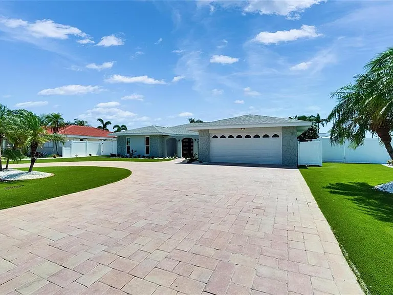1492 Sea Gull Dr S — Photo 81