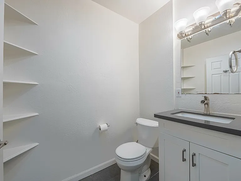4211 Martin Luther King Jr Way — Photo 20