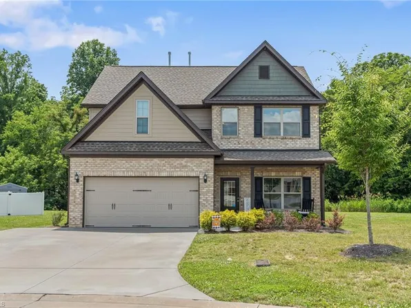 116 Radiant Path, Trinity, NC 27370