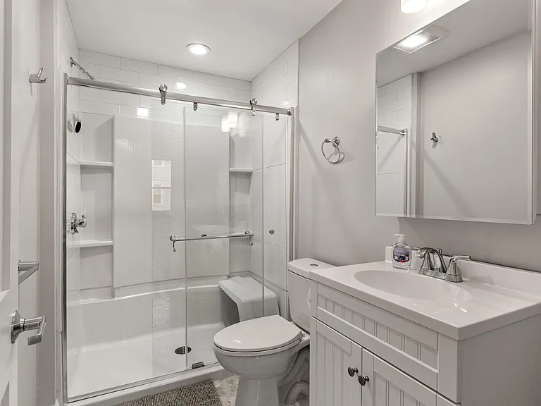 86 Marine Rd #2 — Photo 4