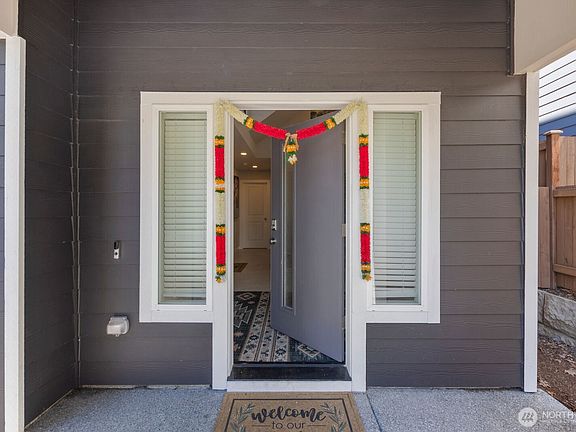 2nd image of 20818 3rd Avenue SE
