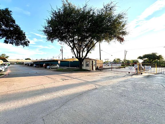 3rd image of 11490 Audelia Rd APT 114