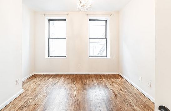 5th image of 181 Graham Ave #2A
