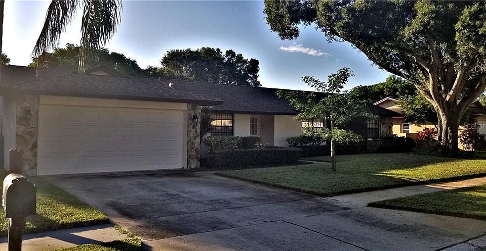 1st image of 1618 Monterey Dr