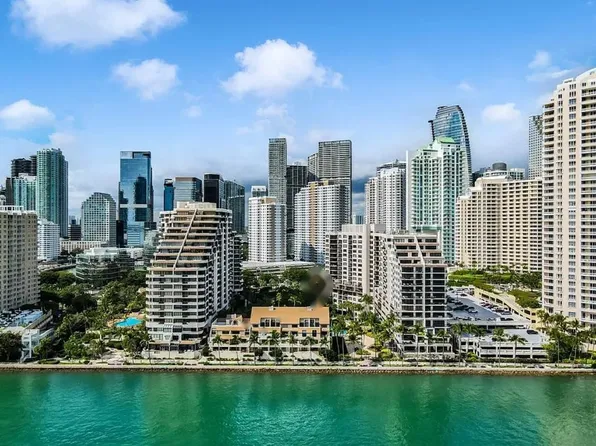 520 Brickell Key Dr, Miami, FL