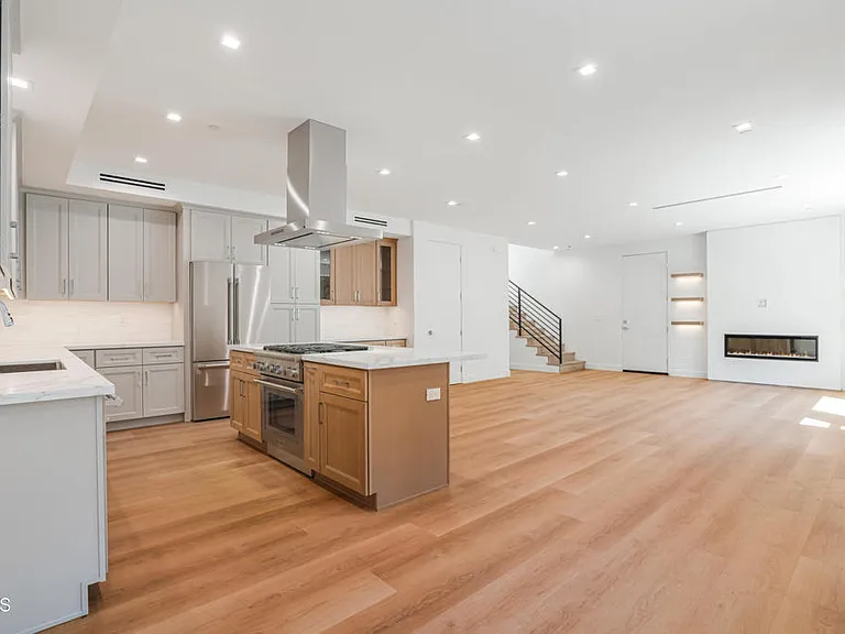 2821 Los Robles Rd — Photo 8