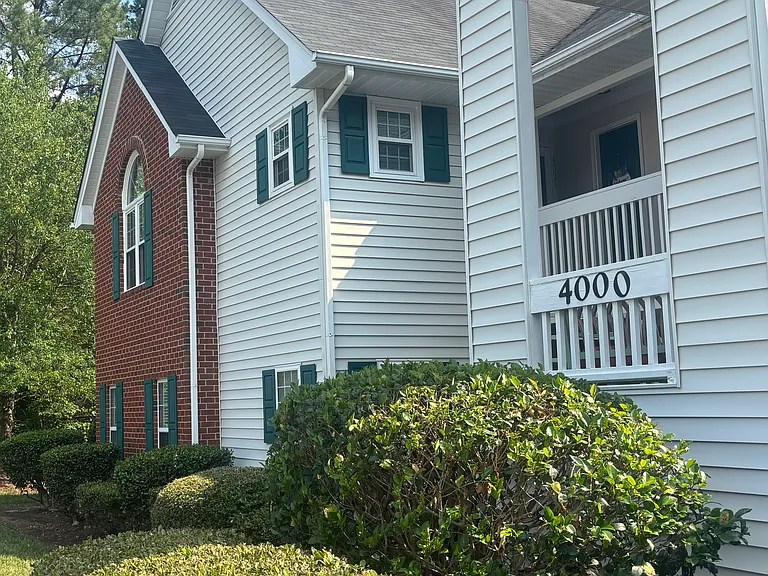 4011 Wellington Ridge Loop — Photo 1