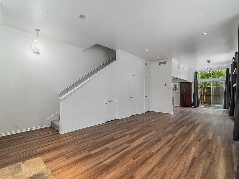 2815 Welborn St #104 — Photo 11