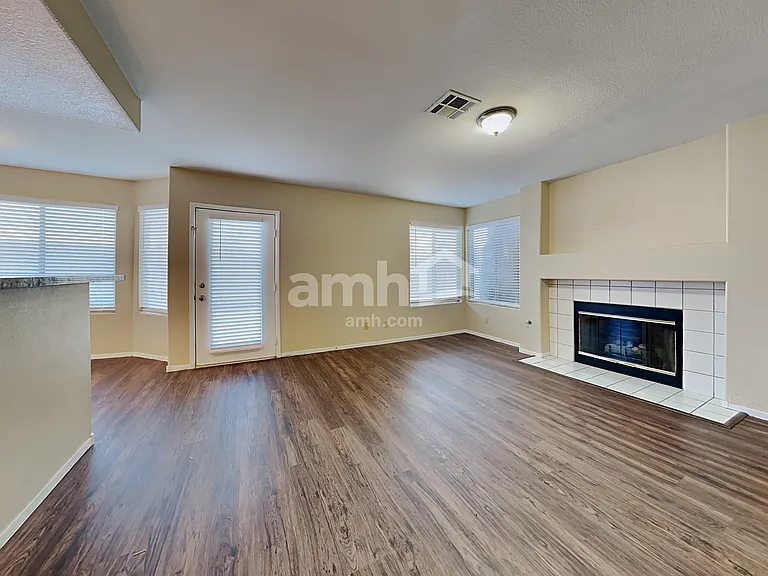 288 Vallarte Dr — Photo 7
