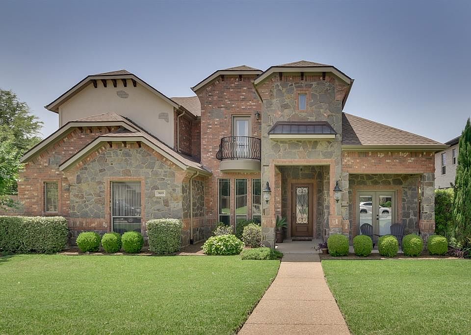 1st image of 909 Crown Valley Dr