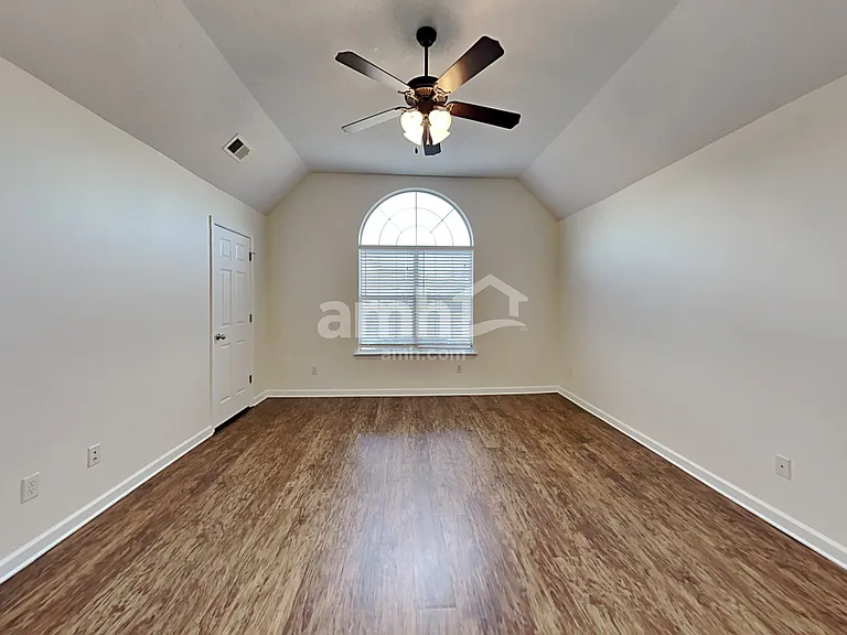 5939 Snowden Run — Photo 8