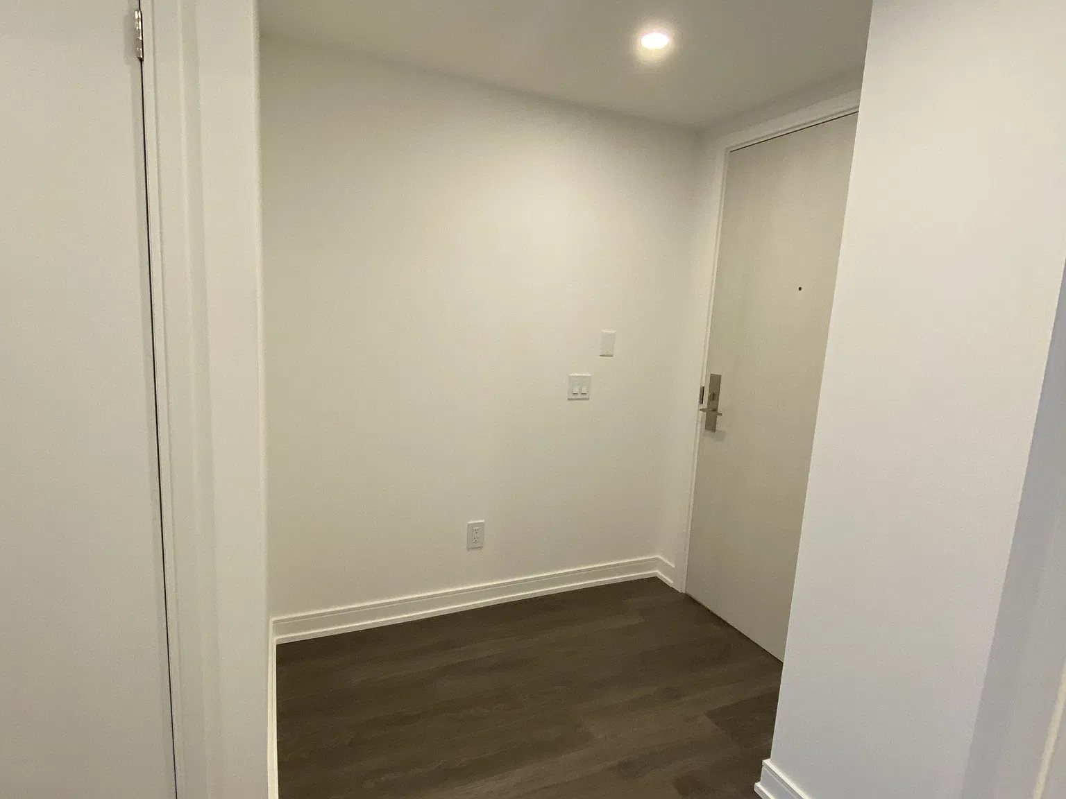 30 Samuel Wood Way — Photo 4