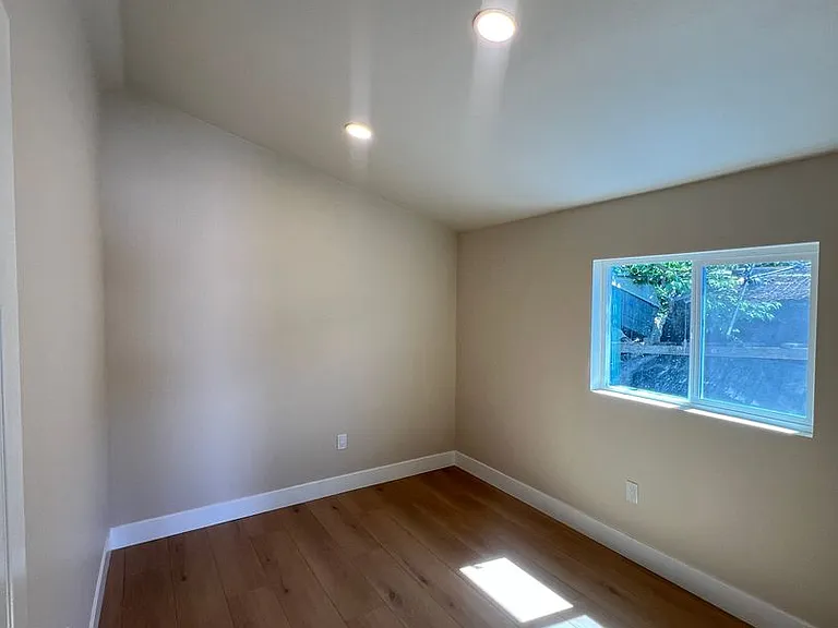 1415 Wiren St — Photo 6