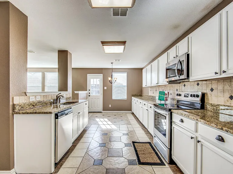 1600 Wynfield Dr — Photo 3