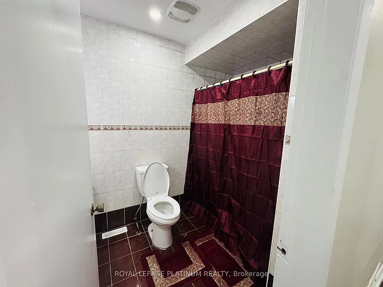 7073 Magic Ct — Photo 16