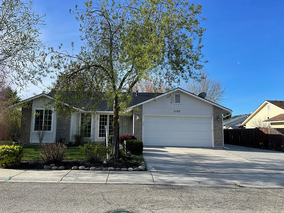 2187 E Katelyn Dr